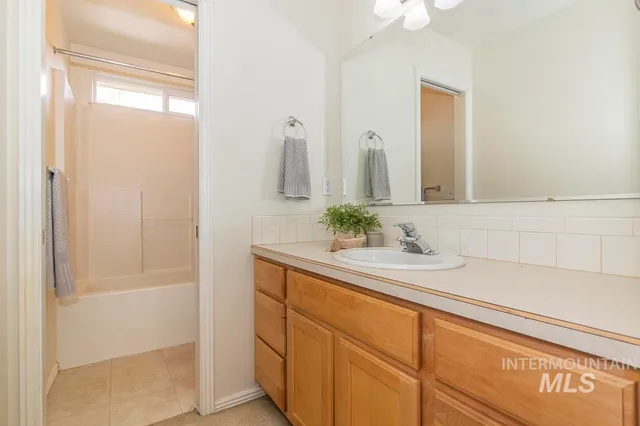 $629,999 | 6033 North Tapestry Way, Boise, ID 83713