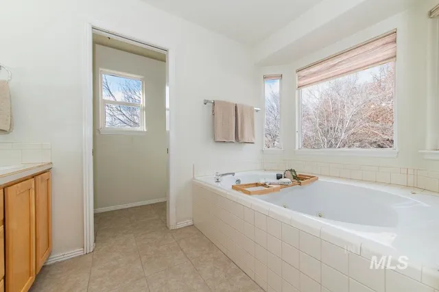 $629,999 | 6033 North Tapestry Way, Boise, ID 83713