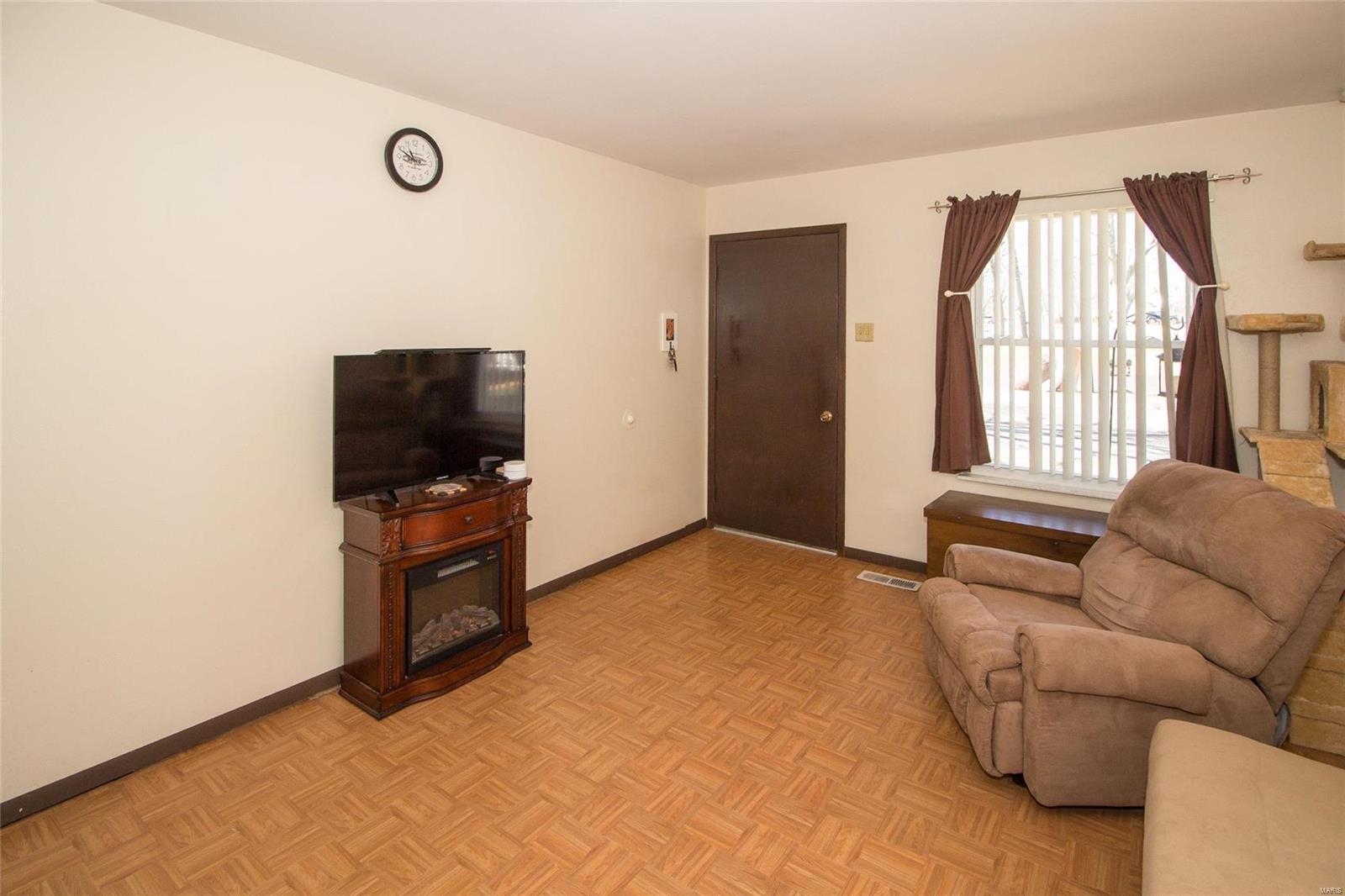 281 Grover Road St. Louis, MO 63125 - Photo 15 of 26