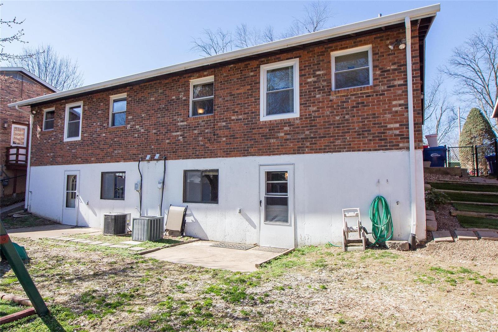 281 Grover Road St. Louis, MO 63125 - Photo 25 of 26