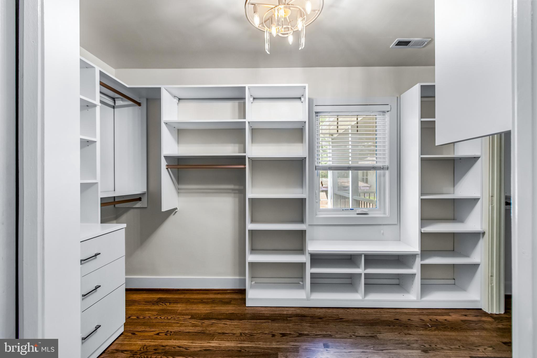 7516 Glenriddle Road Bethesda, MD 20817 - Photo 23 of 42