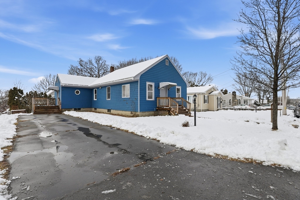 14 Sycamore Street Fairhaven, MA 02719 - Photo 1 of 37