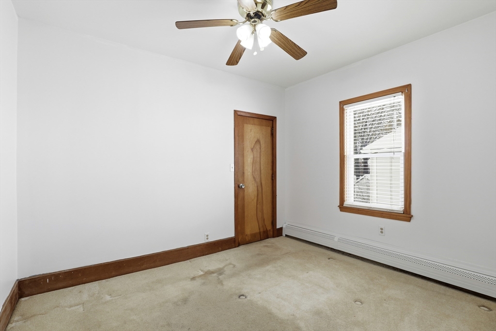 14 Sycamore Street Fairhaven, MA 02719 - Photo 19 of 37