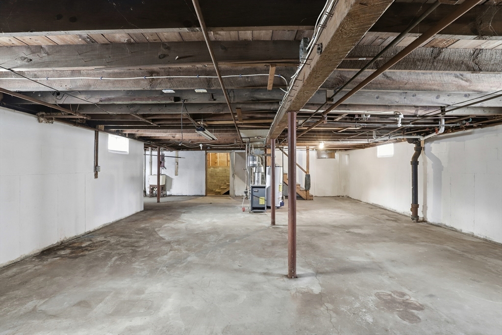 14 Sycamore Street Fairhaven, MA 02719 - Photo 27 of 37