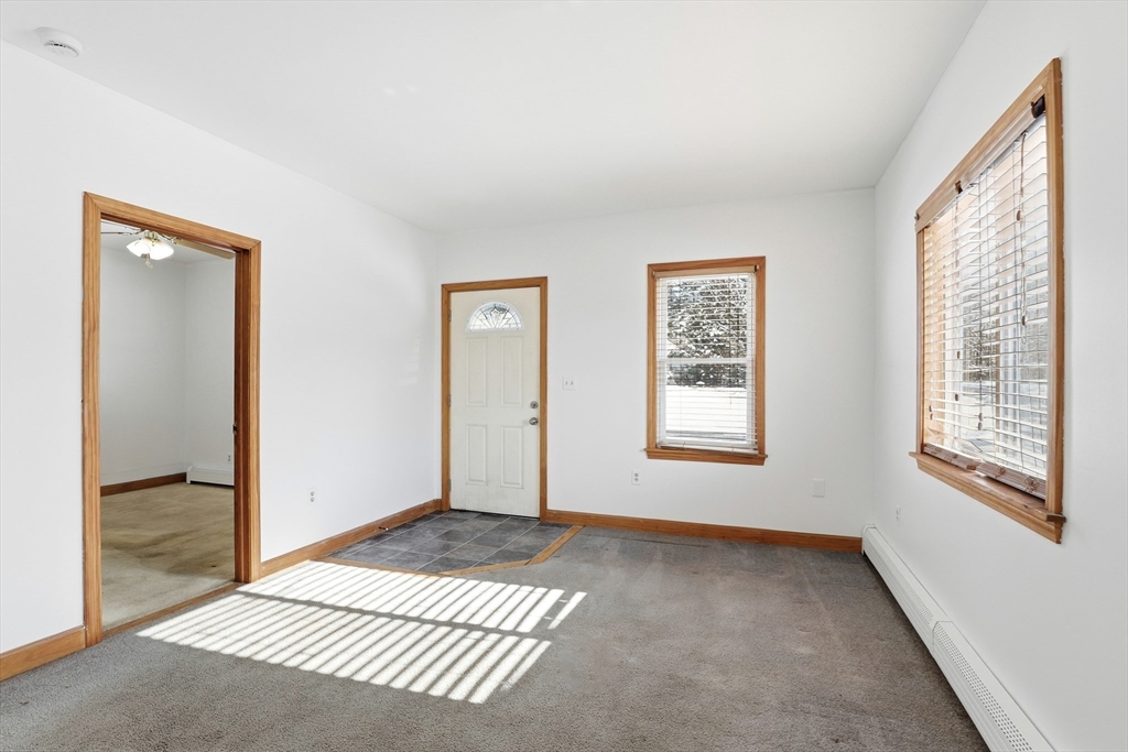 14 Sycamore Street Fairhaven, MA 02719 - Photo 7 of 37