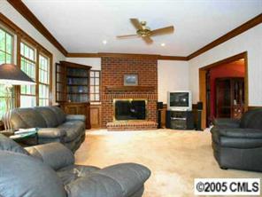 576 Beacon Knoll Lane Fort Mill, SC 29708 - Photo 5 of 8 Gallery Image 5