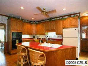 576 Beacon Knoll Lane Fort Mill, SC 29708 - Photo 6 of 8 Gallery Image 6