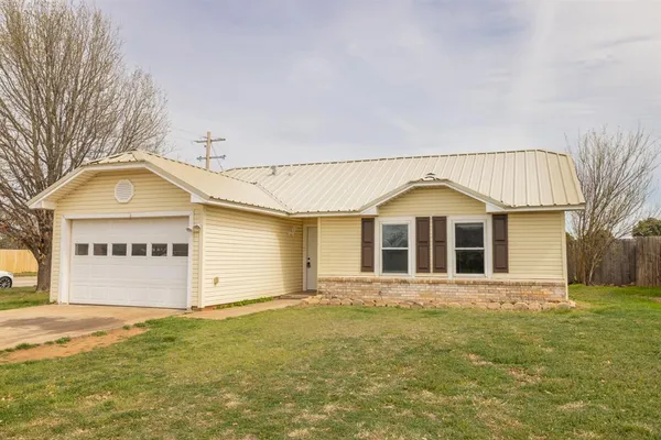 $1,750 | 3801 Georgetown Drive, Abilene, TX 79602