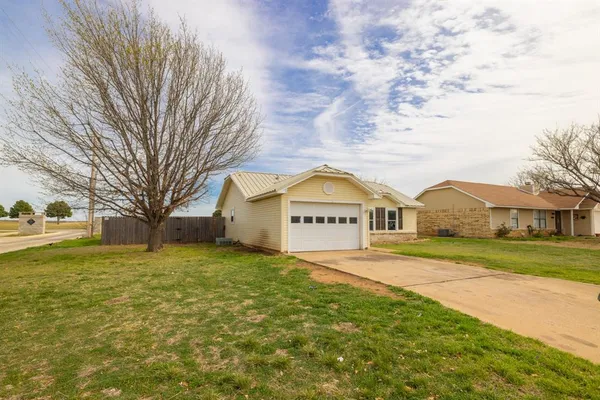 $1,750 | 3801 Georgetown Drive, Abilene, TX 79602