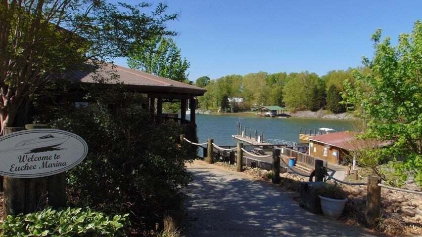 4 Euchee Road, Unit 4 Ten Mile, TN 37880 - Photo 18 of 23 4 5 euchee marina boat slips