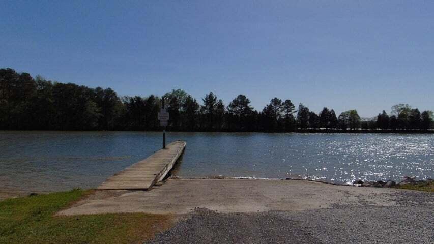 4 Euchee Road, Unit 4 Ten Mile, TN 37880 - Photo 20 of 23 4 5 euchee marina boat ramp