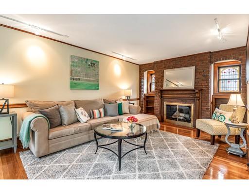 31 Badger Road Medford, MA 02155 - Photo 9 of 34 Gallery Image 9