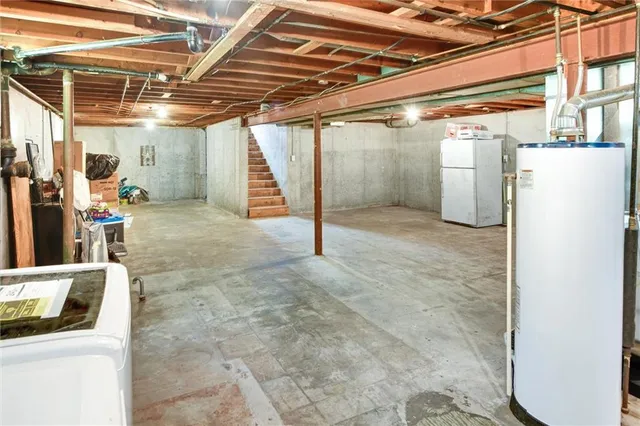 $349,000 | 16128 Midland Drive, Shawnee, KS 66217