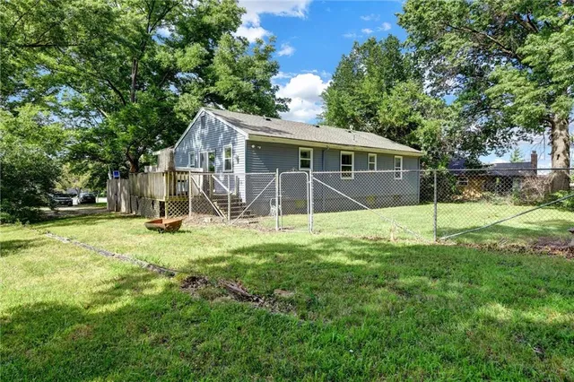$349,000 | 16128 Midland Drive, Shawnee, KS 66217