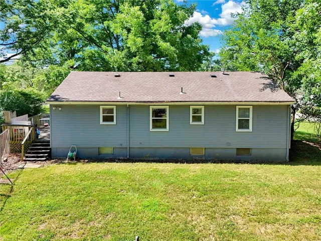 $349,000 | 16128 Midland Drive, Shawnee, KS 66217