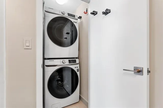 $5,700 | 1900 North Bayshore Drive, Unit 3702, Miami, FL 33132