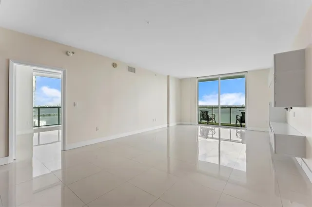 $5,700 | 1900 North Bayshore Drive, Unit 3702, Miami, FL 33132