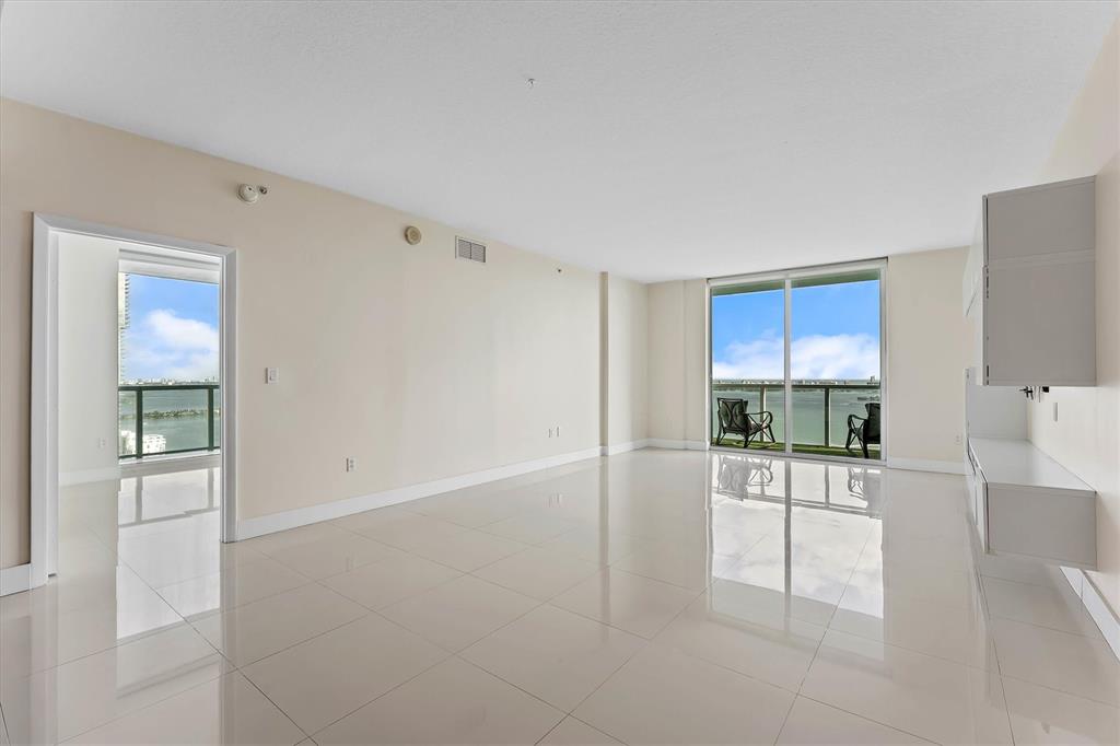 1900 North Bayshore Drive, Unit 3702 Miami, FL 33132 - Photo 5 of 22