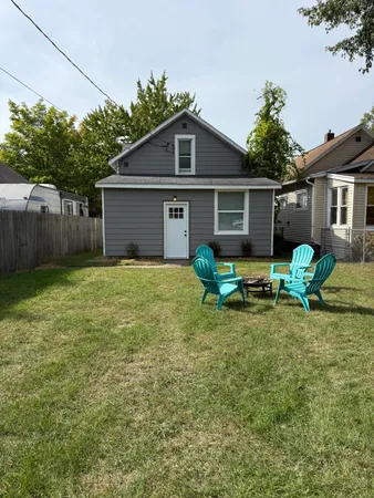 $257,000 | 420 North Robert Street, Ludington, MI 49431