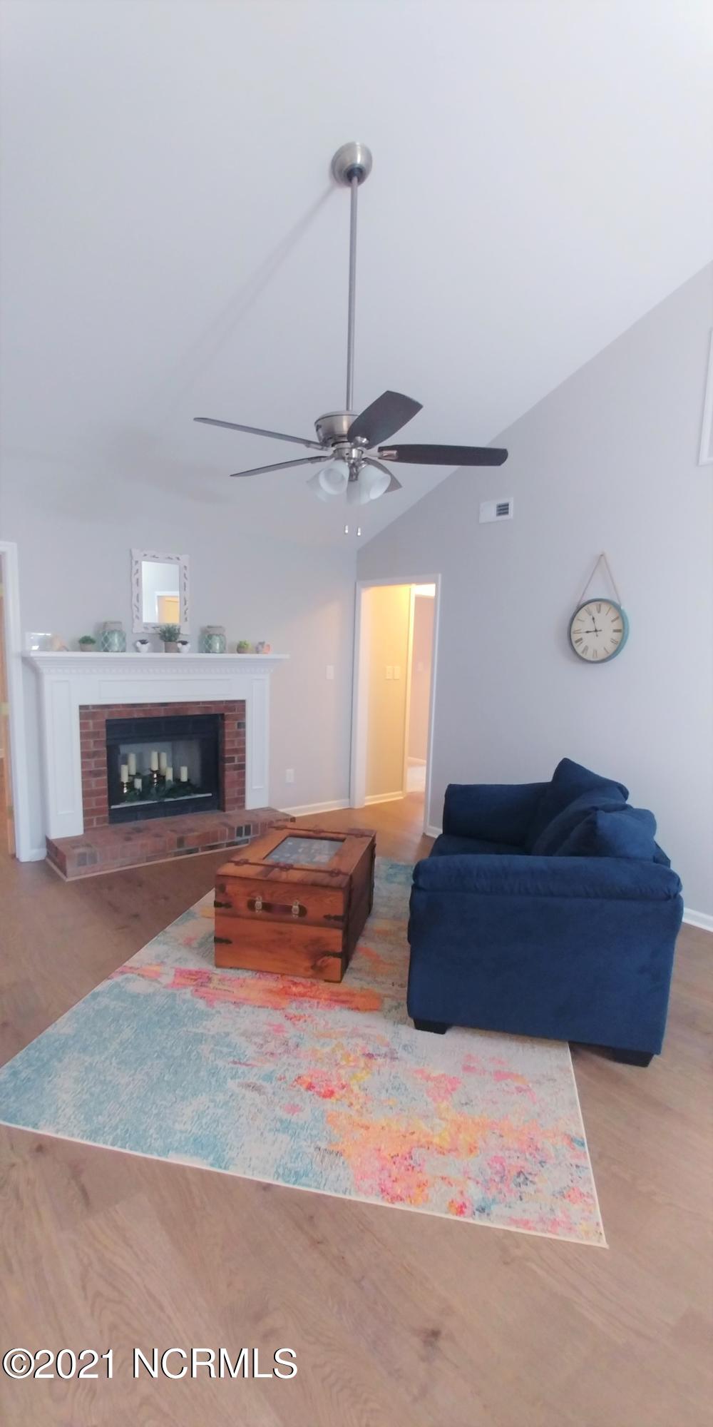 122 Pirates Road New Bern, NC 28562 - Photo 8 of 27 0218210858a