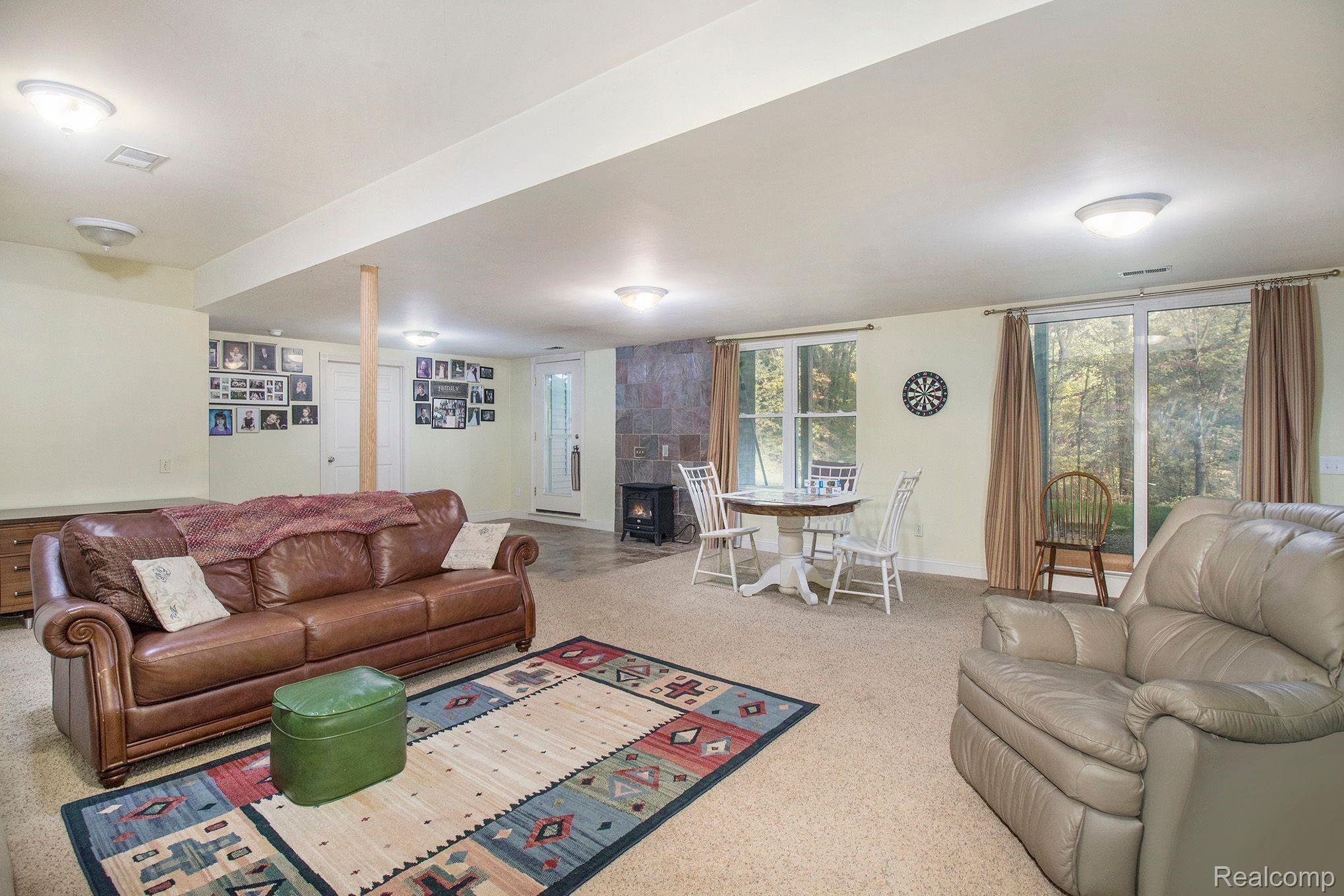 3361 Gentry Road Howell, MI 48843 - Photo 32 of 47 ZUpOiGYA.jpeg