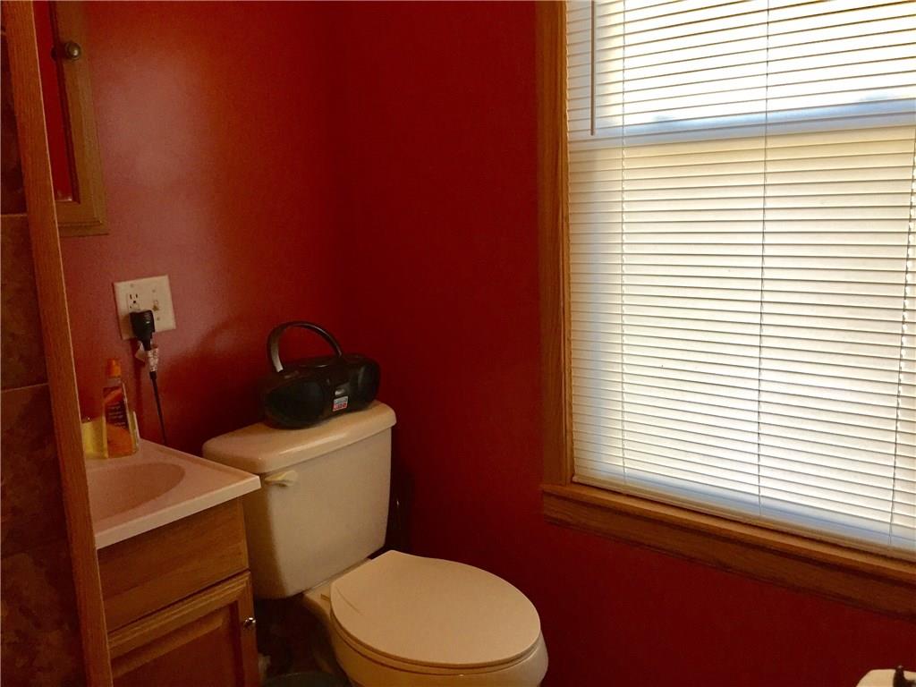 1514 Old Butler Road New Castle, PA 16101 - Photo 10 of 18