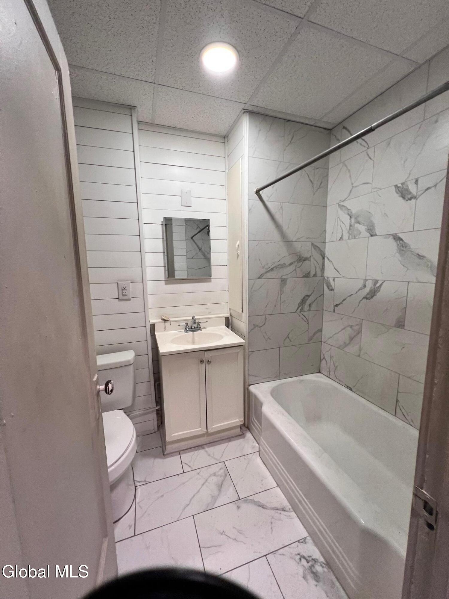 369 Hudson Avenue Albany, NY 12210 - Photo 5 of 10 IMG_8127