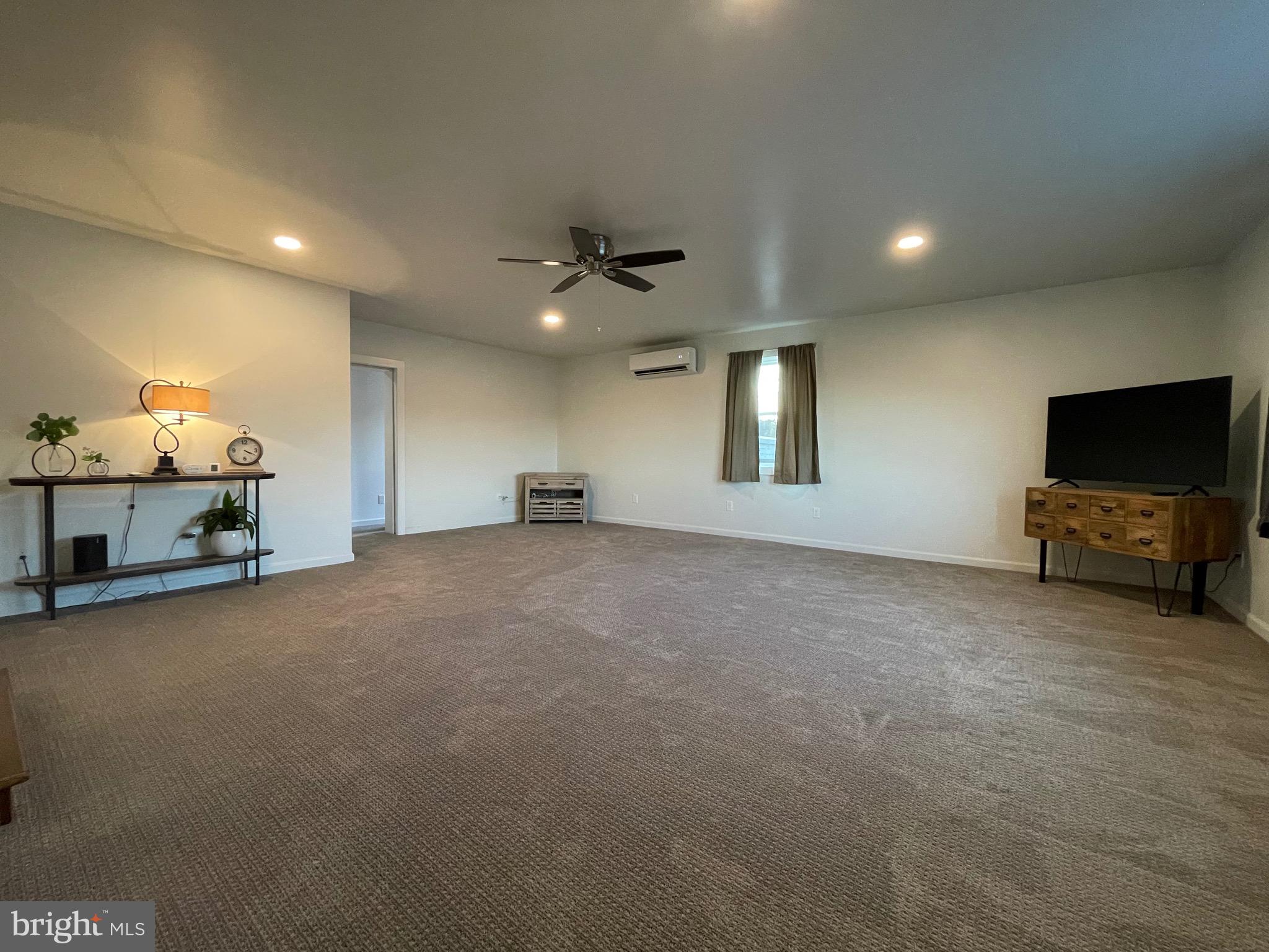 224 County Line Road Telford, PA 18969 - Photo 20 of 39 Great Room