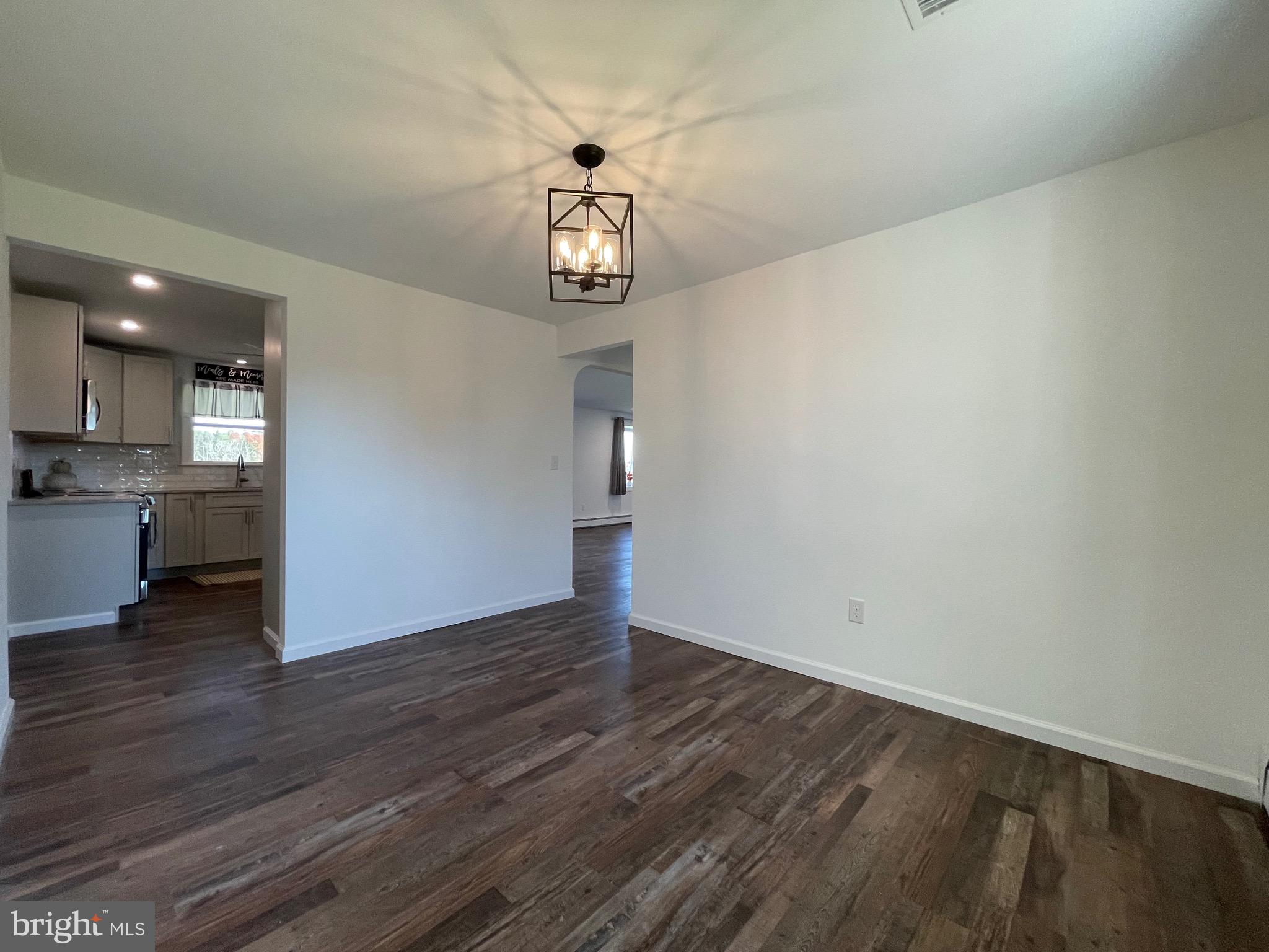 224 County Line Road Telford, PA 18969 - Photo 10 of 39 Dining Room