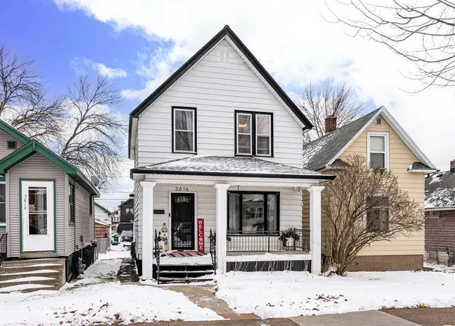 $225,000 | 3816 West 5th Street, Duluth, MN 55807
