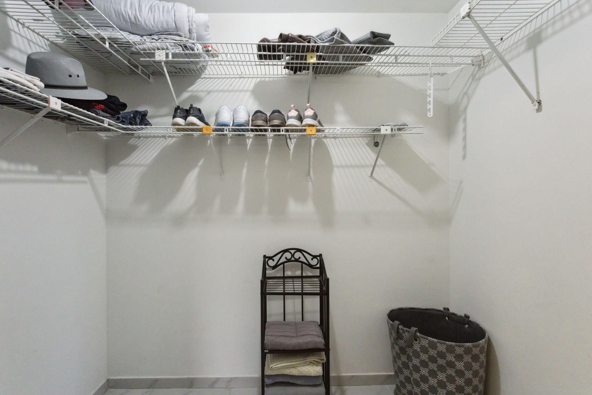 9199 Edgemont Lane Boca Raton, FL 33434 - Photo 21 of 39 Primary closet