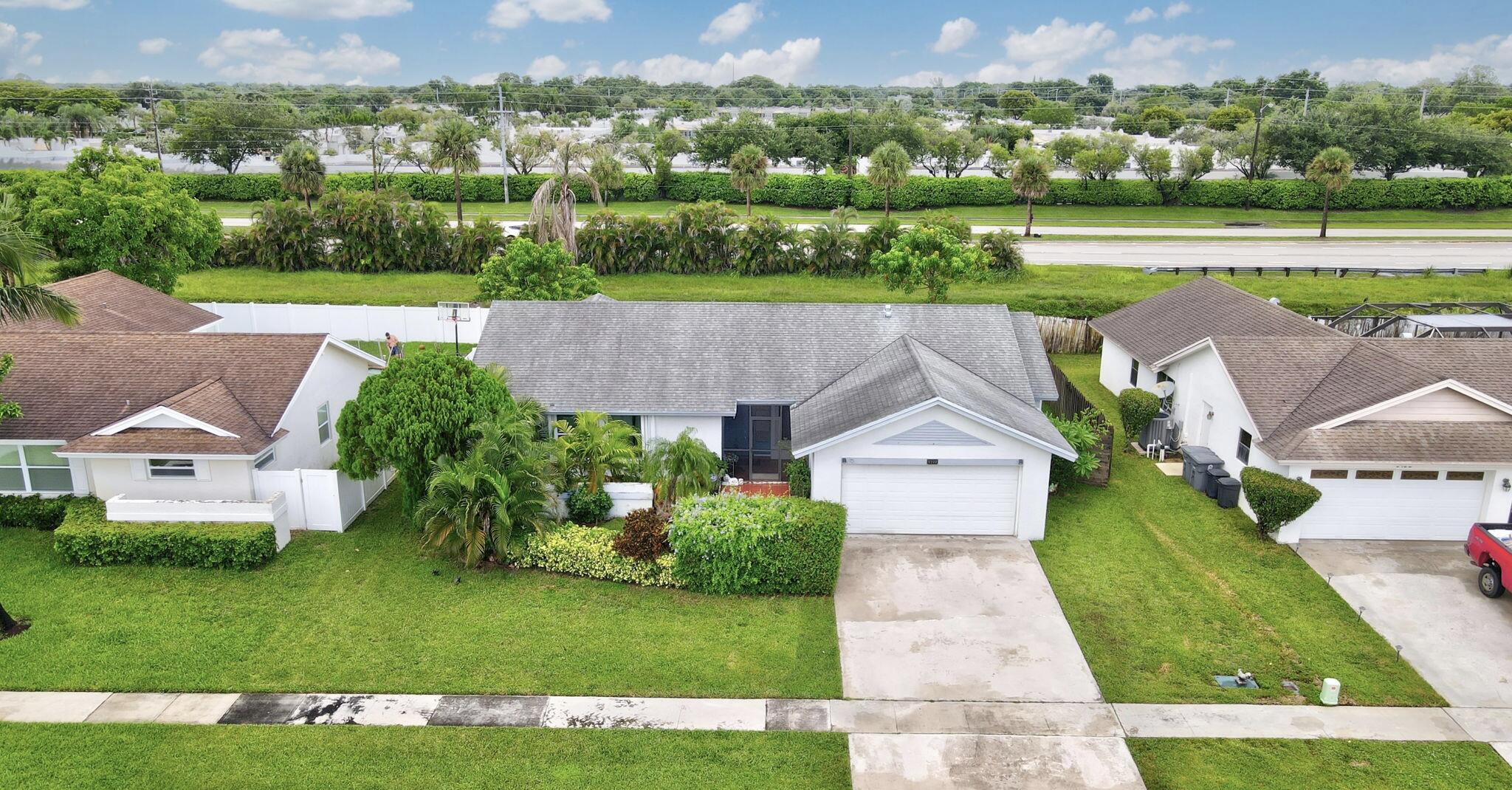 9199 Edgemont Lane Boca Raton, FL 33434 - Photo 3 of 39 Aerial view