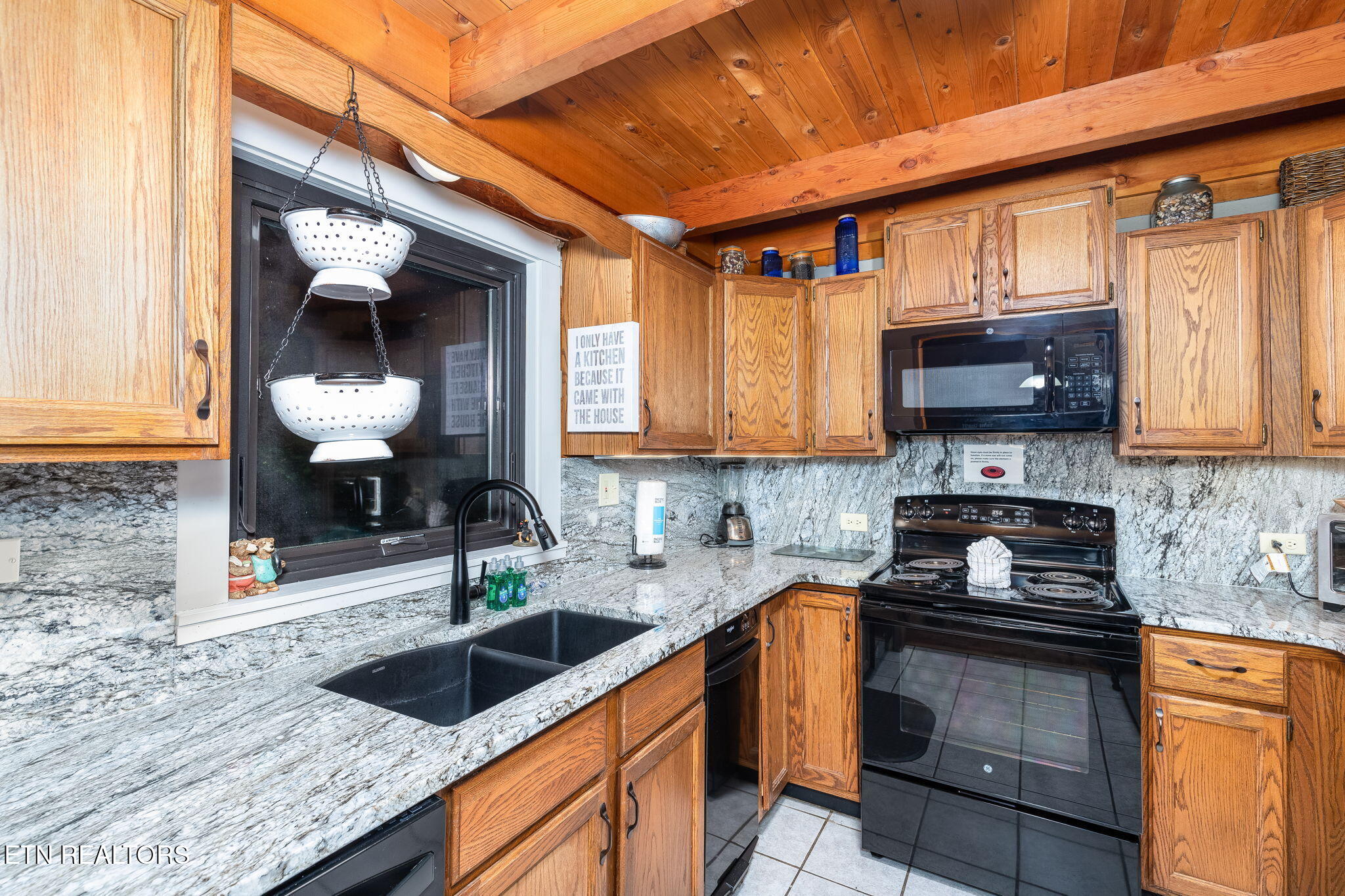 2653 Black Walnut Flats Road Sevierville, TN 37862 - Photo 8 of 43 13-web-or-mls-2653-black-walnut-flats-rd