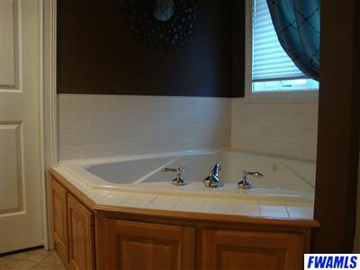 13321 Page Road Grabill, IN 46741 - Photo 12 of 26