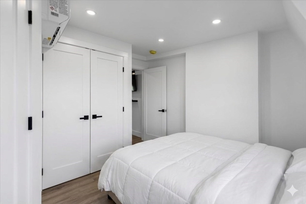 6 Goodwin Place, Unit 4 Boston, MA 02114 - Photo 12 of 27