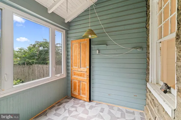 $3,600 | 128 West Mt Pleasant Avenue, Philadelphia, PA 19119