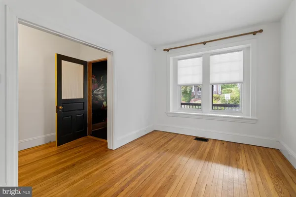 $3,600 | 128 West Mt Pleasant Avenue, Philadelphia, PA 19119