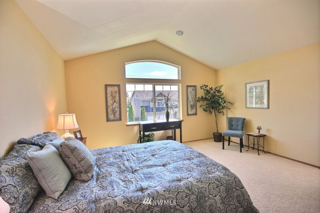 5224 Northeast 4th Place Renton, WA 98059 - Photo 22 of 25