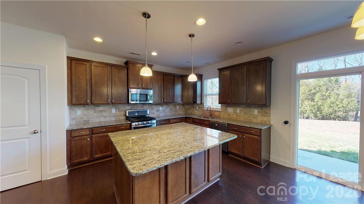 2002 Fallondale Road Waxhaw, NC 28173 - Photo 8 of 36