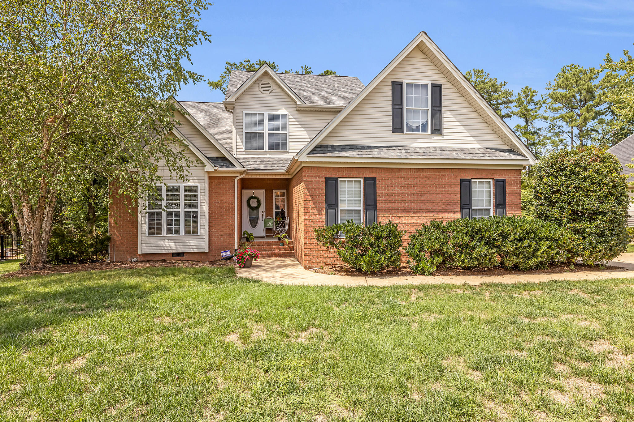 8541 Pershing Road Chattanooga, TN 37421 - Photo 1 of 26 4T1A0961