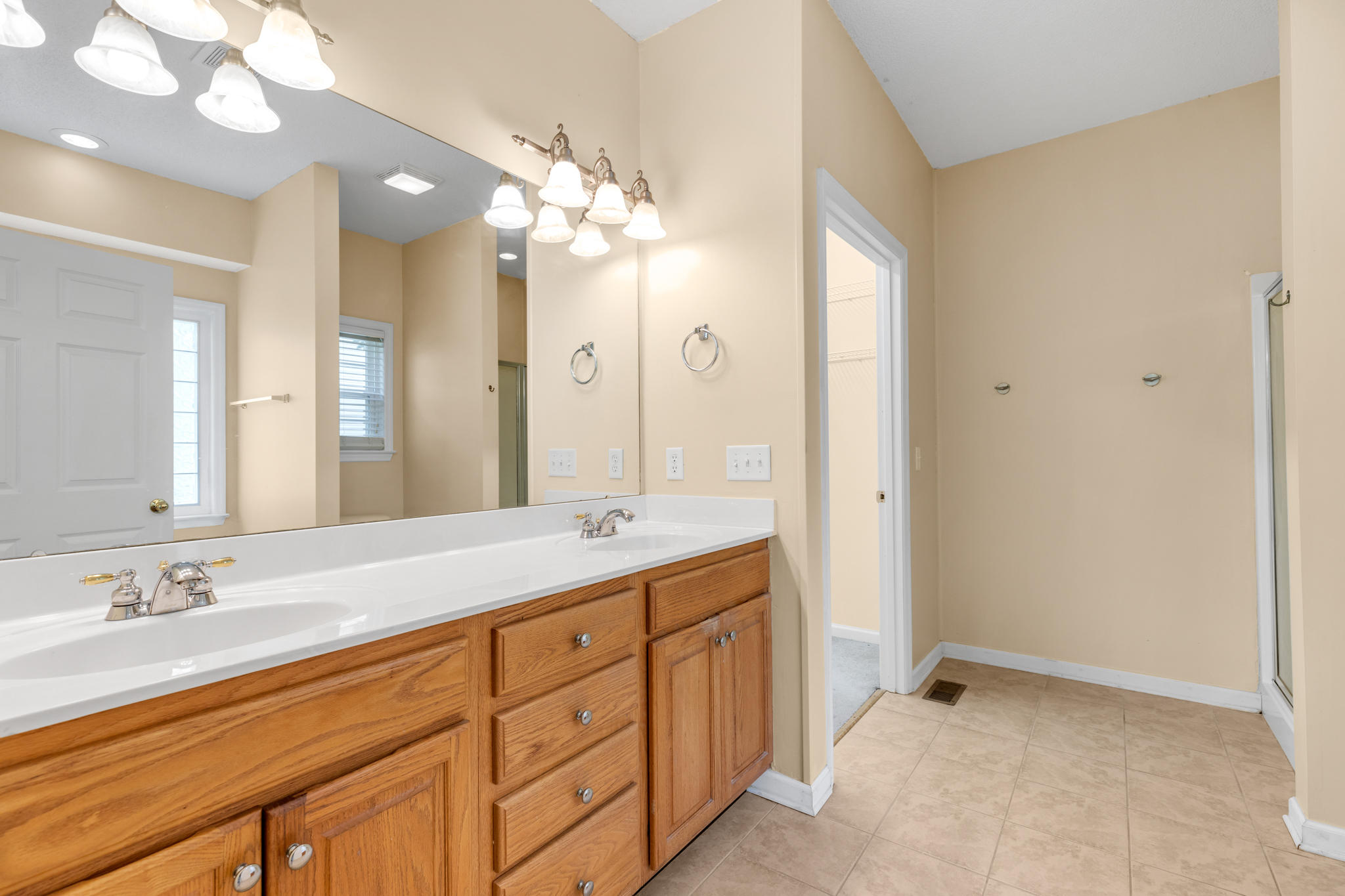 8541 Pershing Road Chattanooga, TN 37421 - Photo 14 of 26 4A8A8653