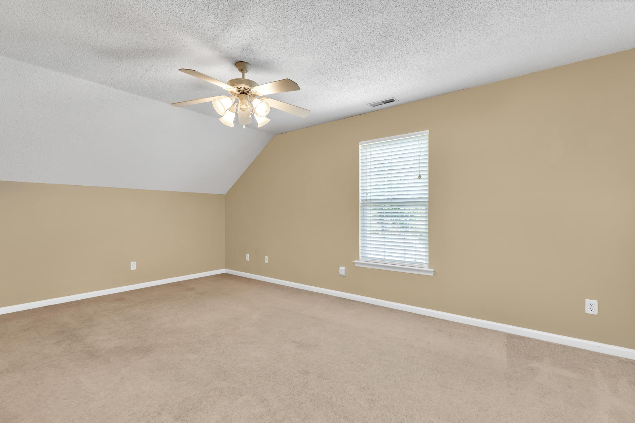 8541 Pershing Road Chattanooga, TN 37421 - Photo 18 of 26 4A8A8664