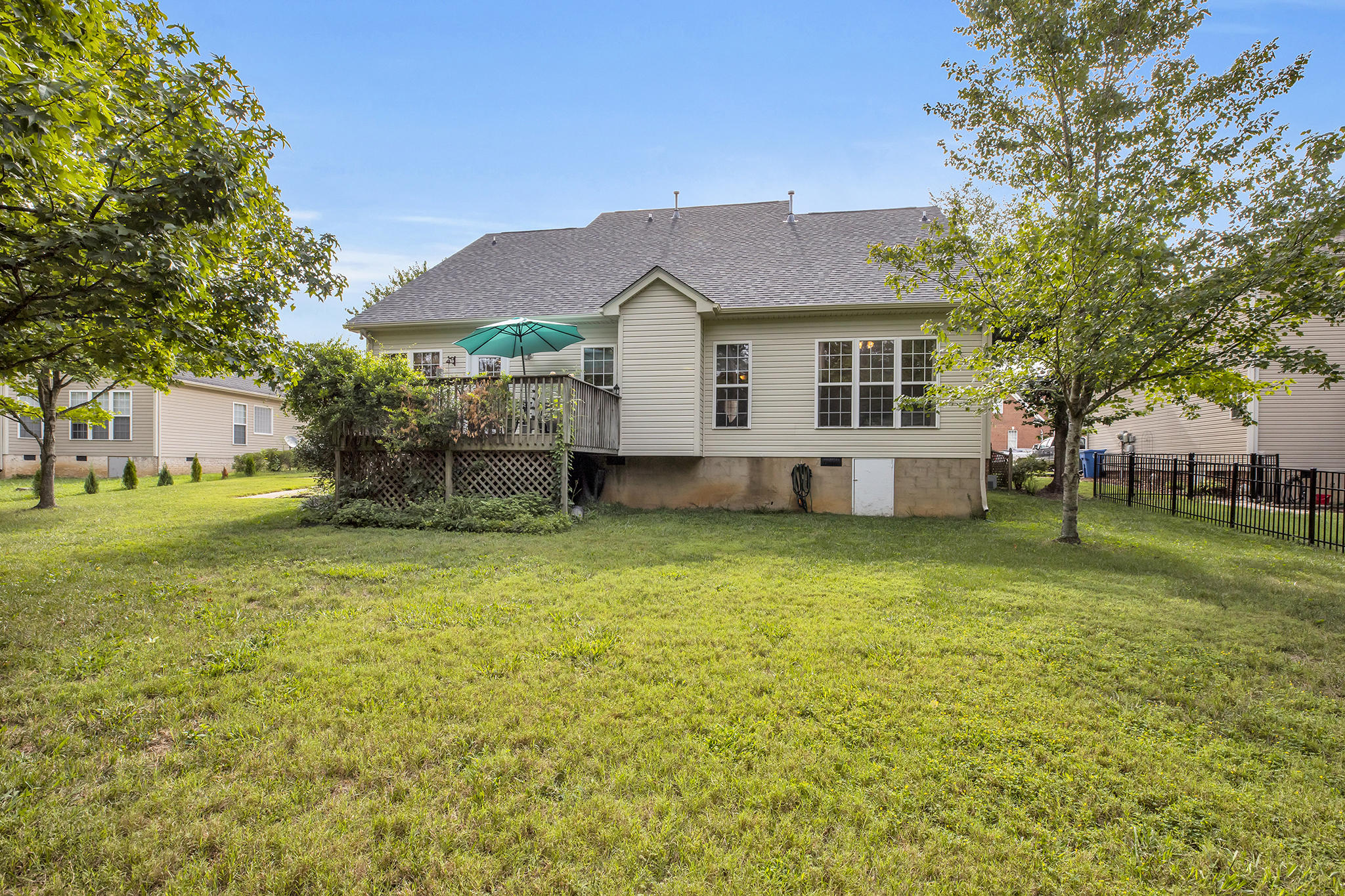 8541 Pershing Road Chattanooga, TN 37421 - Photo 25 of 26 4T1A0946