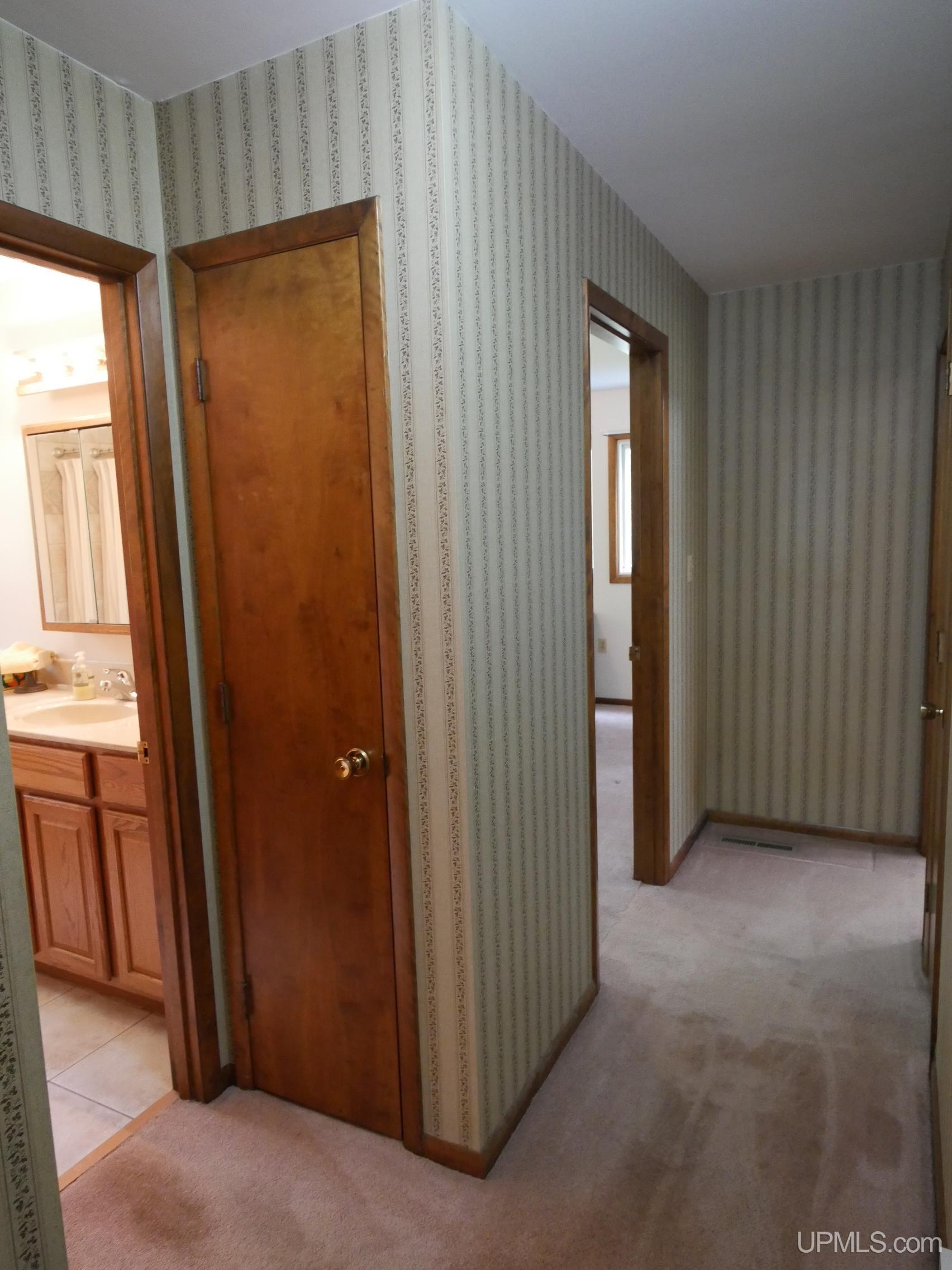 26514 Hendrickson Road Calumet, MI 49913 - Photo 31 of 69 Gallery Image 31