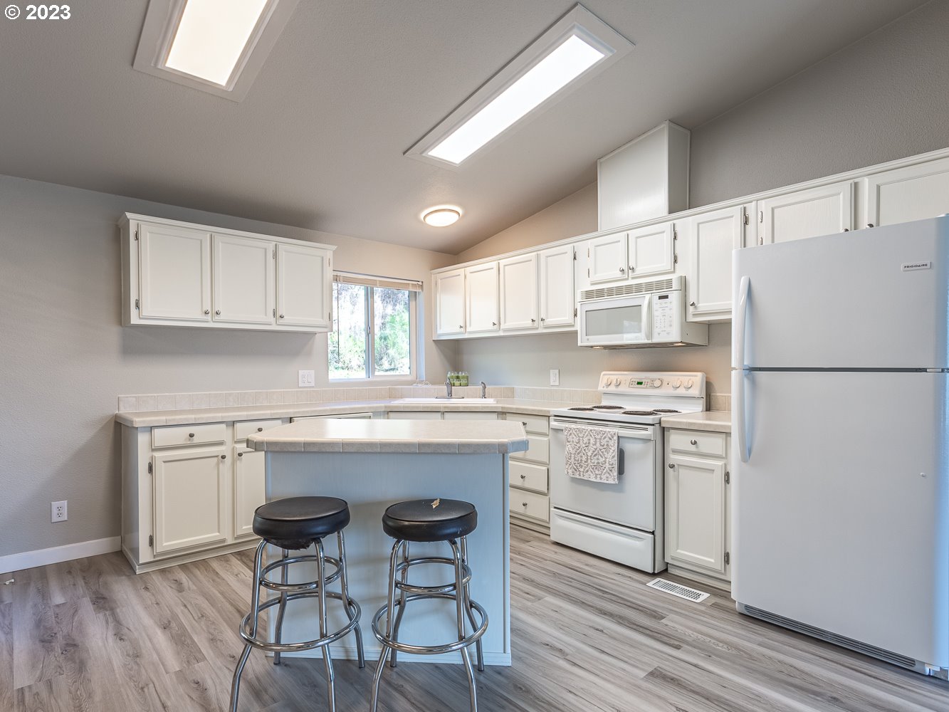 117 Lane Road Woodland, WA 98674 - Photo 9 of 32 Gallery Image 9