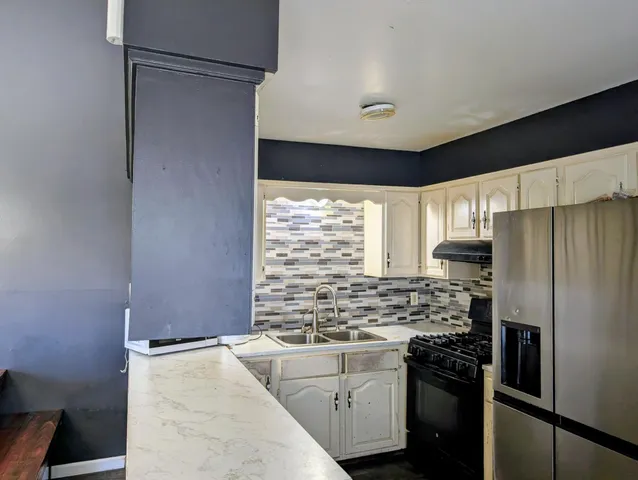 $290,000 | 4201 82nd Avenue North, Brooklyn Park, MN 55443