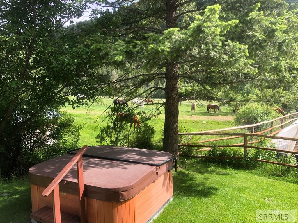 9 Little 4th Of July Creek Road North Fork, ID 83466 - Photo 21 of 83 Hot Tub