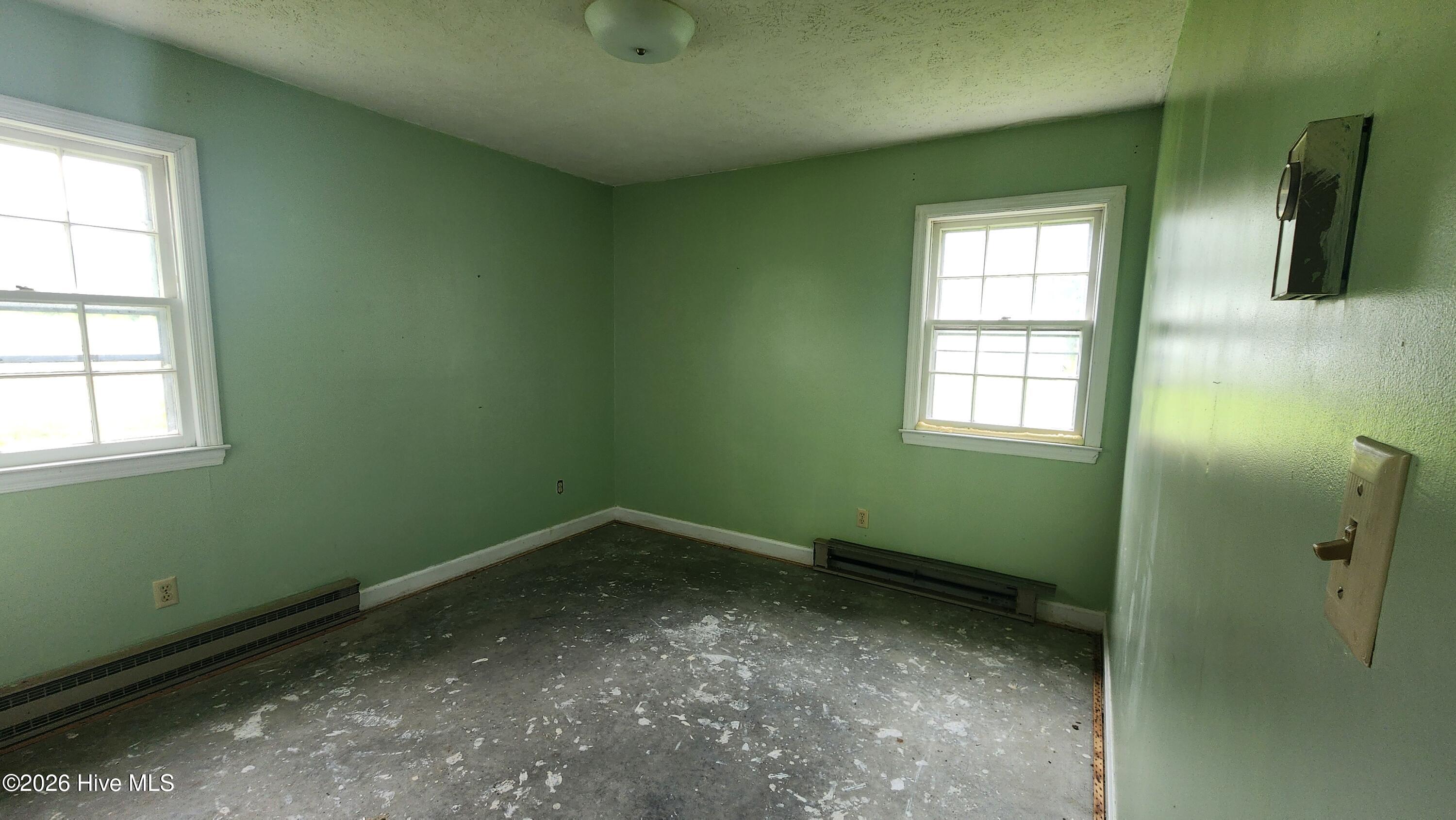581 Hallsboro Road Clarkton, NC 28433 - Photo 7 of 16 Bedroom 1