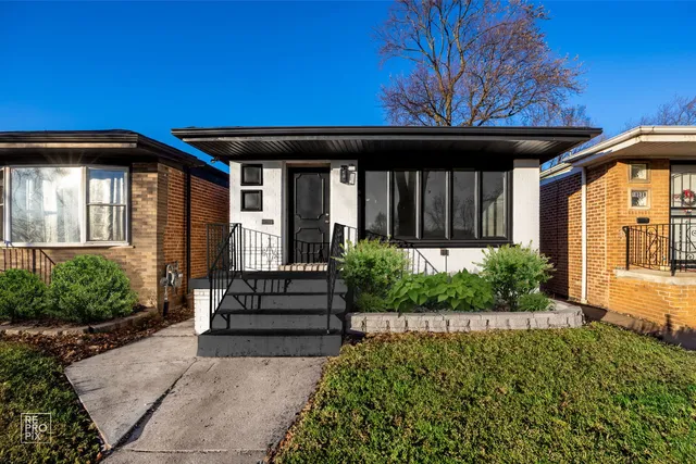 $325,000 | 10240 South Torrence Avenue, Chicago, IL 60617