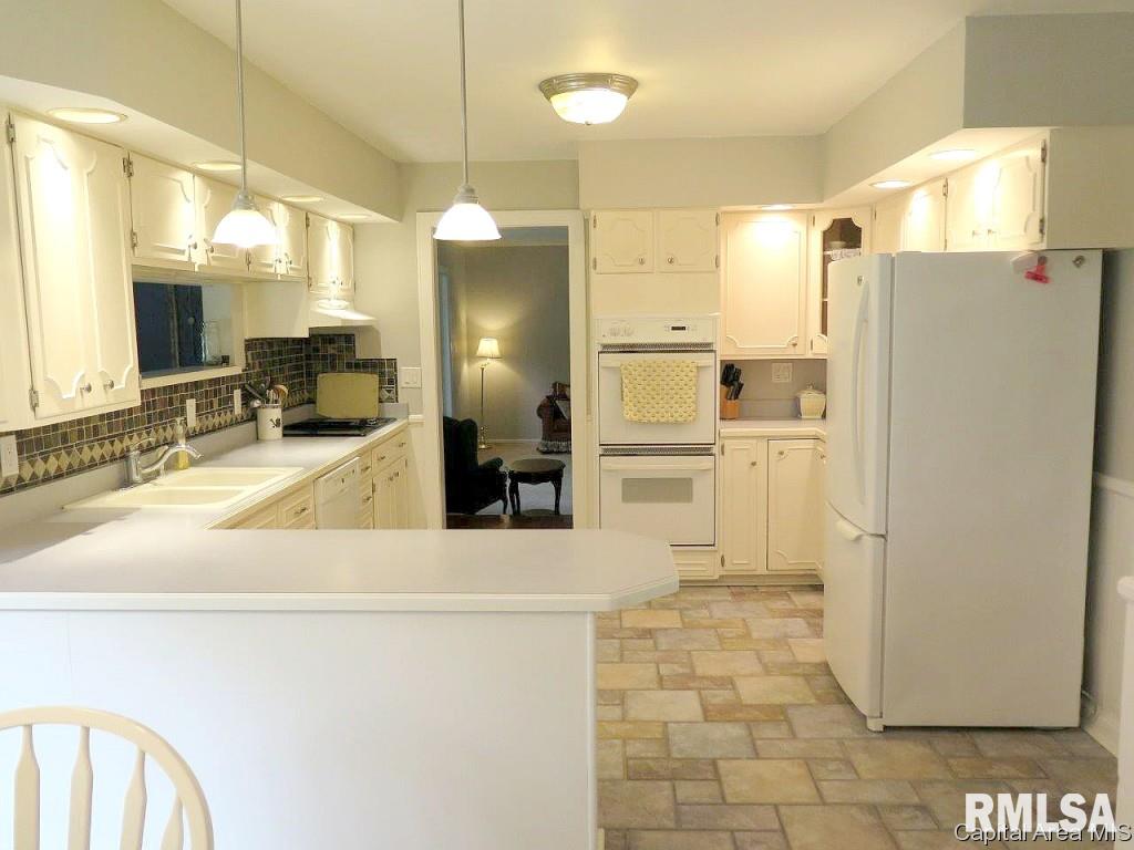 7750 North Pawnee Road Pawnee, IL 62558 - Photo 16 of 36